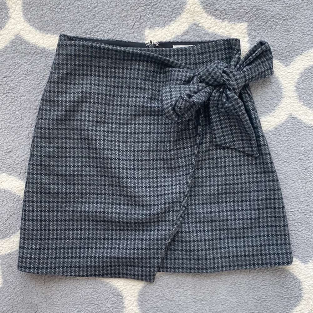 Aritzia Wilfred Wrap-Front Tie Skirt Bow Grey Plaid Checkers Dorine Like New